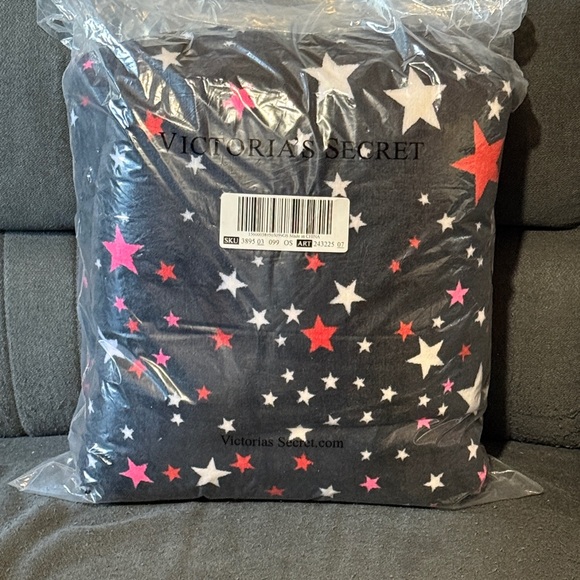 Victoria’s Secret Sherpa Blanket/Throw - Starry Night - Picture 2 of 2